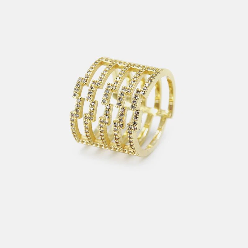 Nhẫn Hình Con Bướm Mạ Vàng