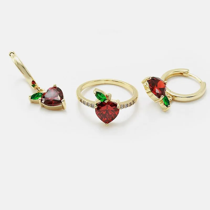 Bộ trang sức trái tim Cz đỏ